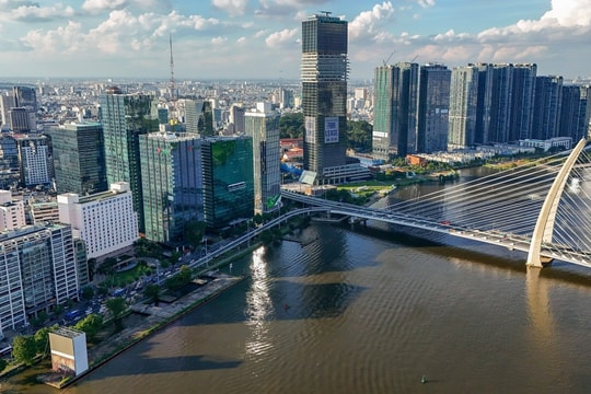 Căn hộ hạng sang chiếm gần 60% nguồn cung sơ cấp tại TP HCM cũ