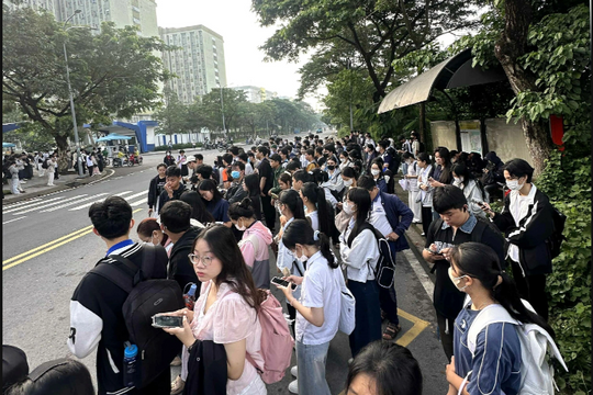 'Sắp xếp lại 140 trường đại học sẽ giảm kẹt xe'