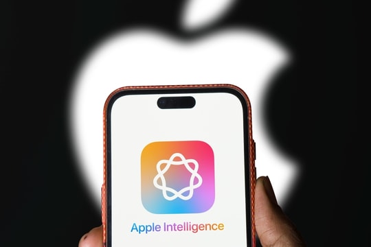 Apple bị kiện vì sử dụng sách lậu để đào tạo AI
