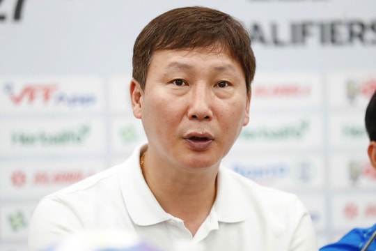 Trực tiếp họp báo Việt Nam 1-0 Nepal: HLV Kim Sang-sik nói gì?
