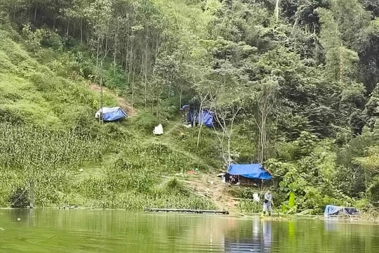 15 ngày 'màn trời chiếu đất' của người dân ở rốn lũ Thái Nguyên