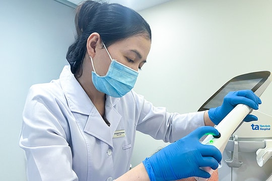 Xóa nọng cằm sau giảm 10 kg