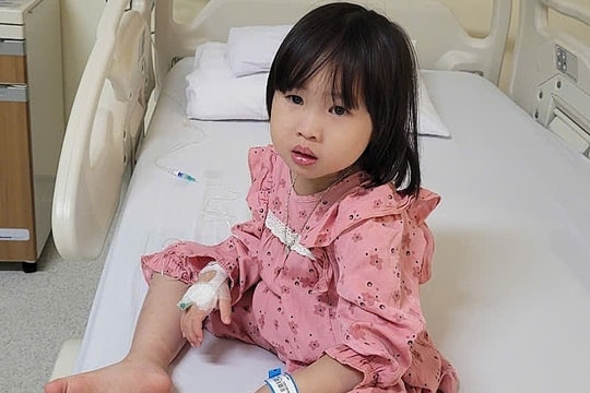 Nguyên nhân trẻ viêm mũi họng khi giao mùa