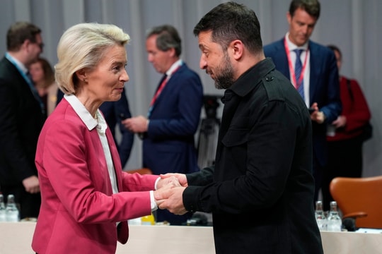 Châu Âu tìm cách giúp Ukraine bằng tài sản đóng băng của Nga