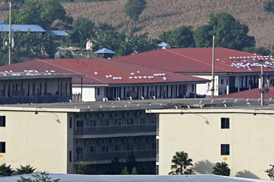 Quốc hội Mỹ điều tra công ty Starlink của Elon Musk