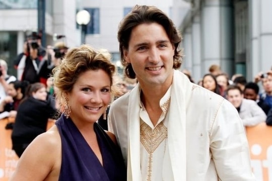 Vợ cũ nói gì sau khi cựu Thủ tướng Canada hôn đắm đuối Katy Perry