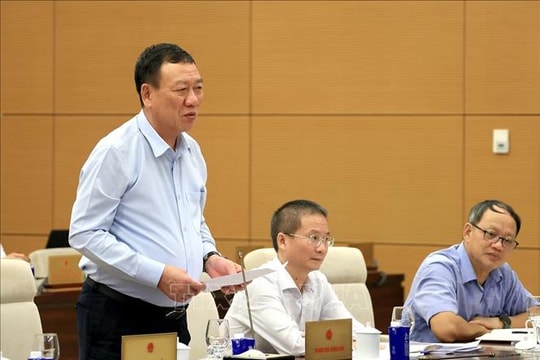 Thể chế hóa kịp thời chủ trương, chính sách của Đảng về phòng, chống tham nhũng