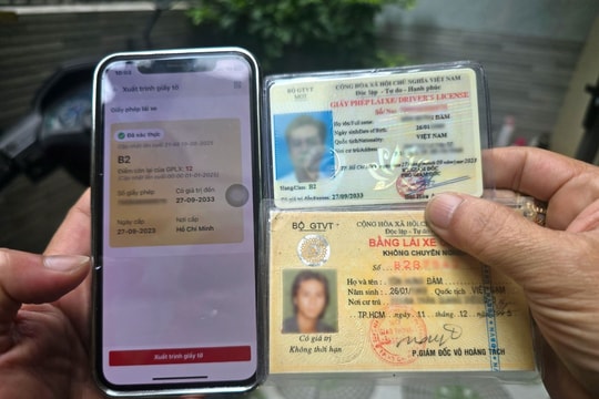 Phòng CSGT TP Hồ Chí Minh hướng dẫn chuyển đổi GPLX giấy sang thẻ PET