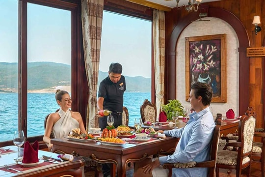 Lý do nhiều thị trường khách lớn đến Việt Nam đồng loạt giảm