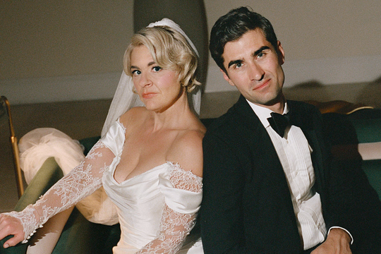 Cuộc sống của những phụ nữ lấy chồng đồng tính