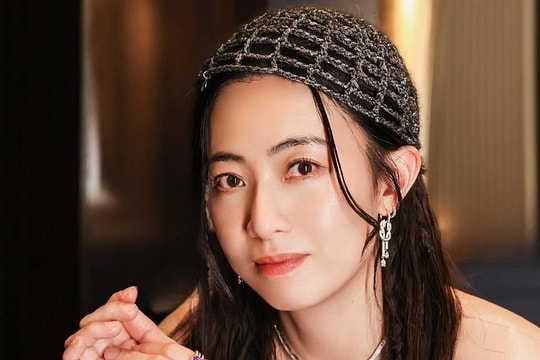 Phong cách đời thường của vợ trùm bất động sản Hong Kong