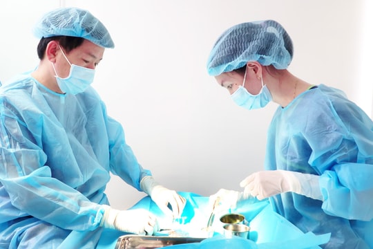 Mất 65 triệu đồng, hỏng mũi sau thẩm mỹ 'đổi vận'