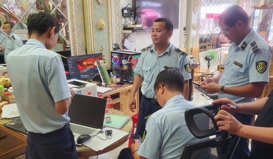 Bán trang sức giả hiệu Chanel, một tiệm vàng ở Gia Lai bị phạt nặng