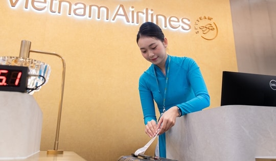 VIDEO: Nhà ga T3 Tân Sơn Nhất có dịch vụ làm thủ tục bay độc quyền