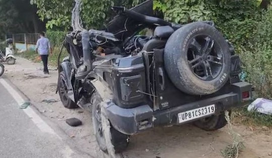 Xe Jeep chạy quá tốc độ tông trúng 2 chị em, 1 người tử vong, 1 người nguy kịch