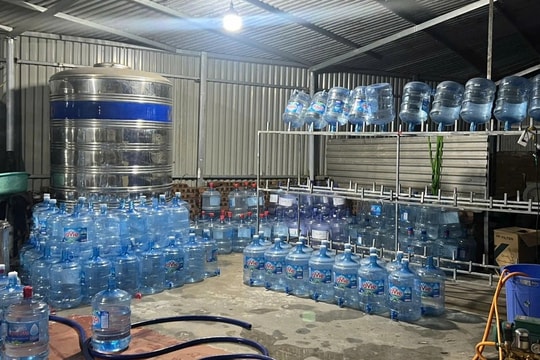 Nước tinh khiết giả, vấn nạn cần sớm loại bỏ khỏi thị trường