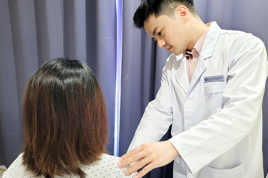 26 tuổi mới biết lõm ngực bẩm sinh