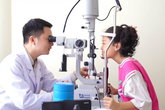 Nguyên nhân gây loạn thị bẩm sinh