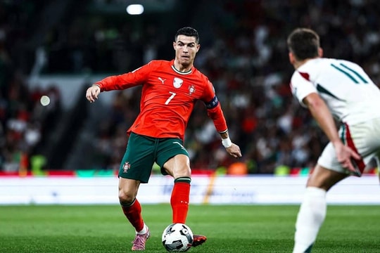 Chủ tịch LĐBĐ Bồ Đào Nha mong Ronaldo truyền cảm hứng thêm 40 năm