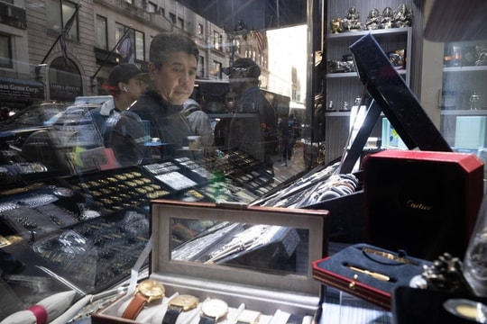 Cơn sốt vàng tại khu phố kim hoàn lớn nhất New York