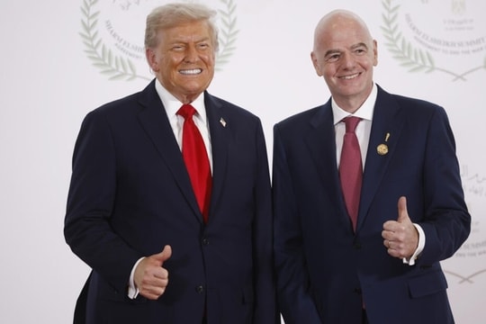 Mối quan hệ giúp Chủ tịch FIFA xuất hiện tại thượng đỉnh hòa bình Gaza