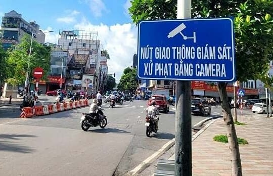 Có phải không nộp phạt nguội vi phạm giao thông, tiền sẽ trừ vào lương?