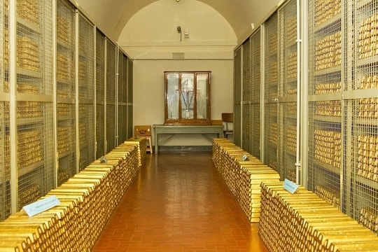 Italy hưởng lợi nhờ quyết không bán kho vàng hơn 2.400 tấn