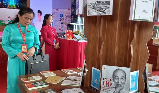 TPHCM tổng kết 50 năm văn học – nghệ thuật: Hành trình sáng tạo đậm nghĩa tình và khát vọng vươn lên