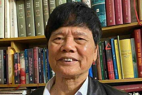 Nhà văn Dương Hướng: 'Văn chương phải đi đến tận cùng nỗi đau'