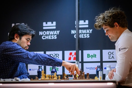 Nakamura: 'Không cần tìm kỳ thủ toàn diện, khi đã có Carlsen'