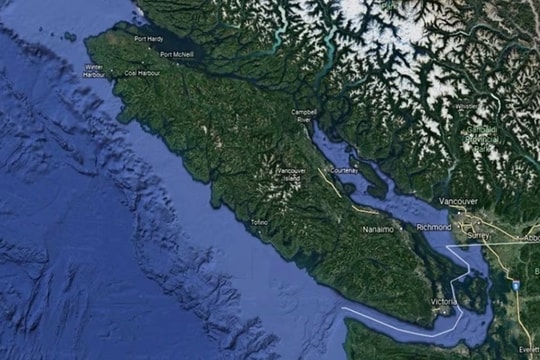 Vỏ Trái Đất đang vỡ ngoài khơi tây bắc Thái Bình Dương