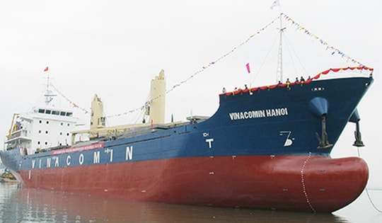 Giám đốc một công ty trên sàn chứng khoán xin nghỉ việc vì huyết áp cao