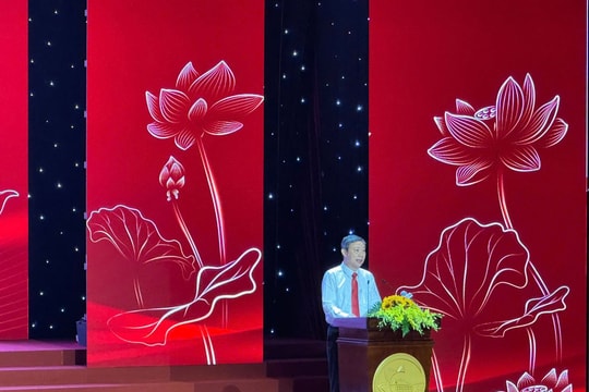 TP Hồ Chí Minh tổng kết 50 năm văn học, nghệ thuật