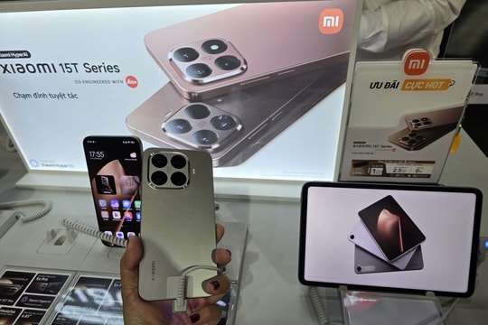 Thị trường smartphone 2025: Cuộc đua AI và làn sóng 'đốt tiền' toàn cầu