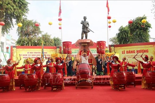 Dâng hương tưởng niệm Anh hùng dân tộc Nguyễn Trung Trực