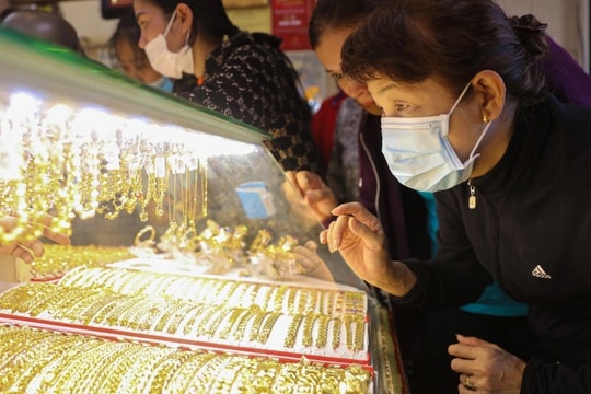 Giá vàng miếng SJC và nhẫn đồng loạt giảm 2 triệu đồng/lượng