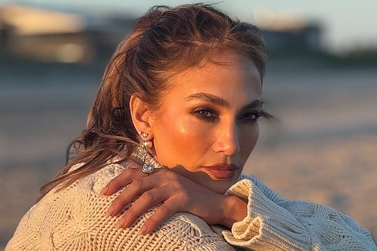 Jennifer Lopez: Tôi chưa từng được yêu