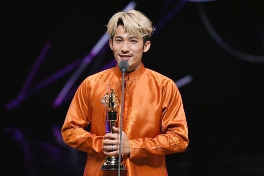 Liên Bỉnh Phát đoạt giải Kim Chung