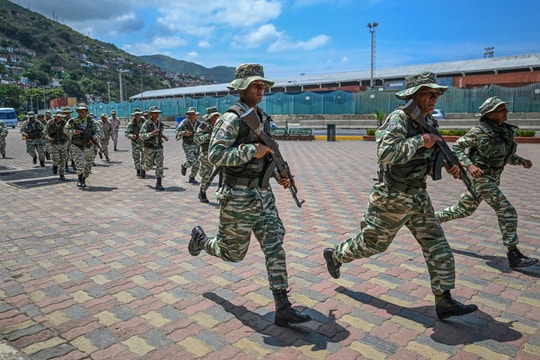 Venezuela 'chuẩn bị trận tuyến' cho kịch bản xung đột với Mỹ