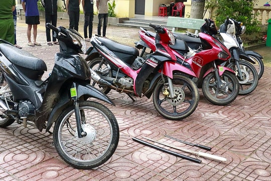 15 thanh thiếu niên hỗn chiến gây náo loạn làng quê