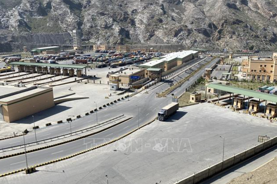 Pakistan và Afghanistan nhất trí ngừng bắn ngay lập tức