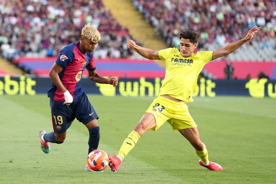 Cầu thủ La Liga phản đối việc đưa trận Villarreal - Barca sang Mỹ