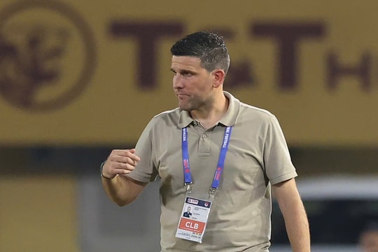 HLV Ninh Bình: 'Hoàng Đức như người máy'