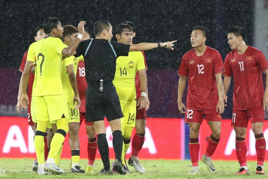 U22 Việt Nam đấu Malaysia ở vòng bảng SEA Games 33