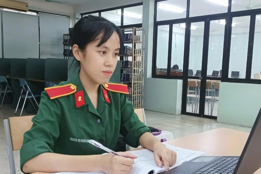 Nữ sinh top đầu Học viện Kỹ thuật quân sự giành giải khoa học công nghệ