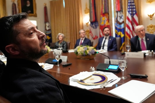 Nỗi thất vọng của ông Zelensky khi cuộc gặp ông Trump không như ý