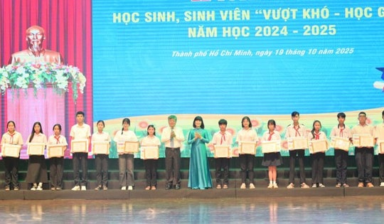 Ngành cao su đầu tư khuyến học, khuyến tài