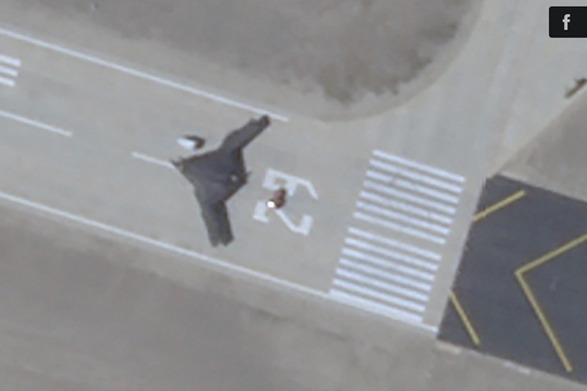 Video: UAV tàng hình khổng lồ lớn thứ nhì của Trung Quốc bay thử