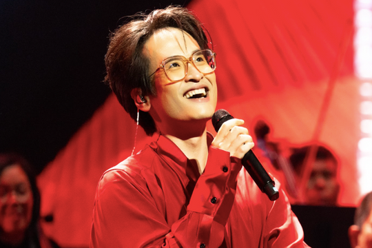 Hà Anh Tuấn: 'Tôi thuộc top ca sĩ hát tiếng Việt hay nhất thế giới'