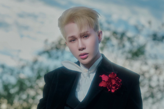 Bị chỉ trích hát ca từ phản cảm, Jack biện minh 'biểu diễn ngẫu hứng'